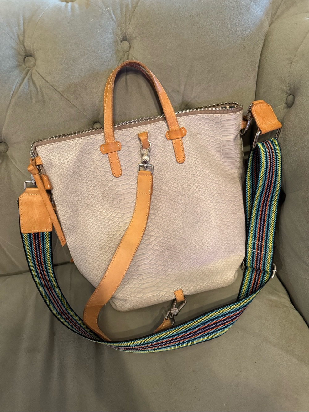 Consuela Thunderbird Sling